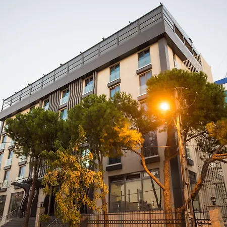 Ξενοδοχείο Eps 2*